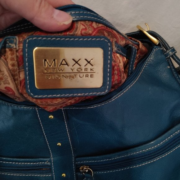 Maxx New York Signature Crossbody/Shoulder bag - Picture 3 of 8
